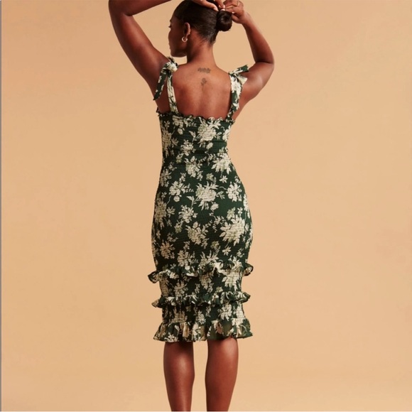 Abercrombie tie-strap smocked midi dress - Picture 2 of 7